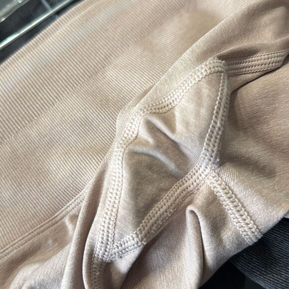 Buff Bunny BBL Seamless Leggings Size Large - Picture 5 of 5